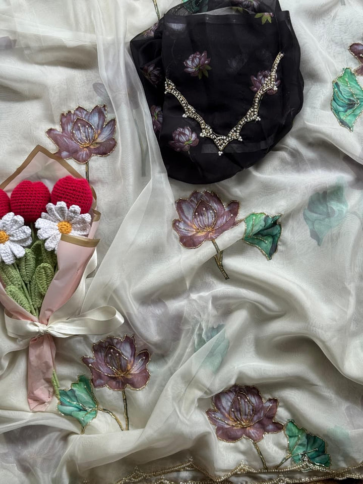 Khwaab-e-Kohinoor Organza Saree