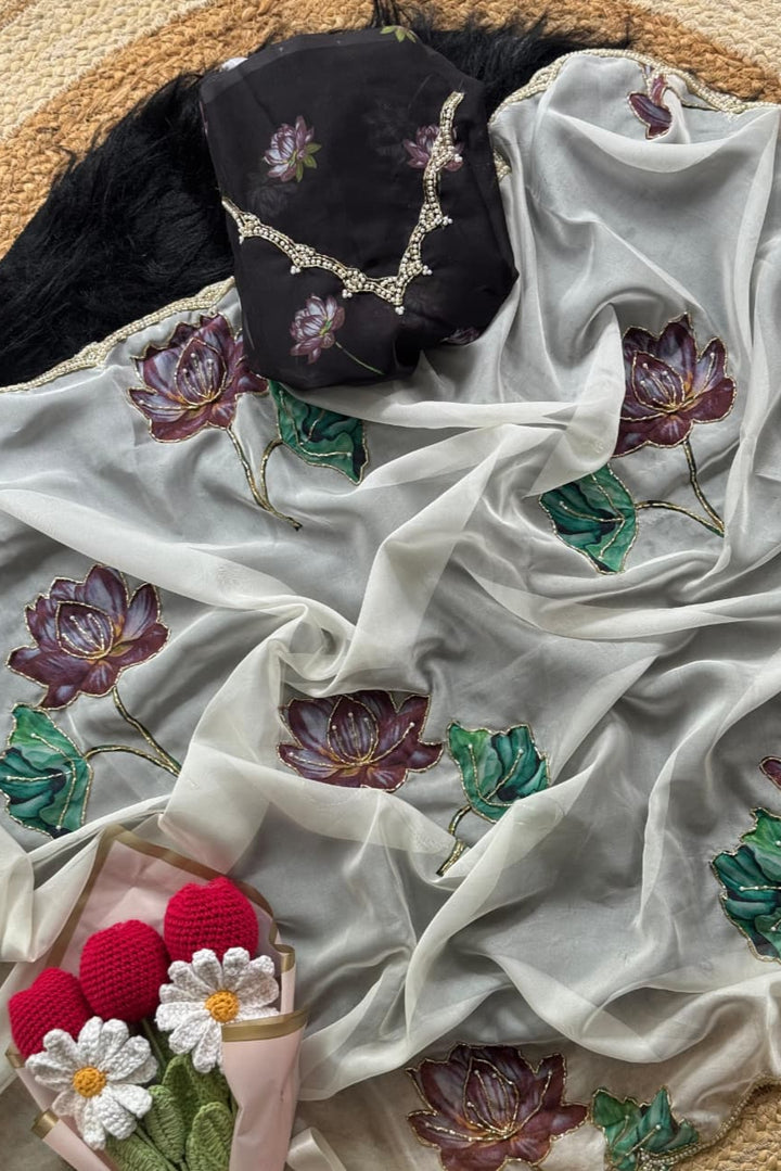 Khwaab-e-Kohinoor Organza Saree