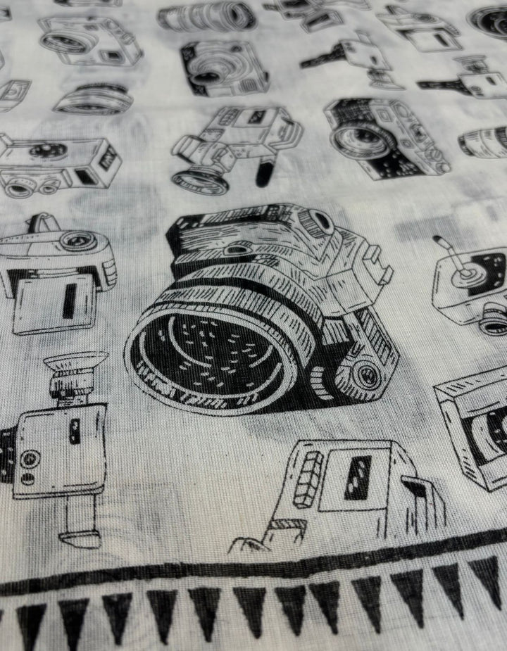 Snap Story - Camera Block Print Handloom Saree