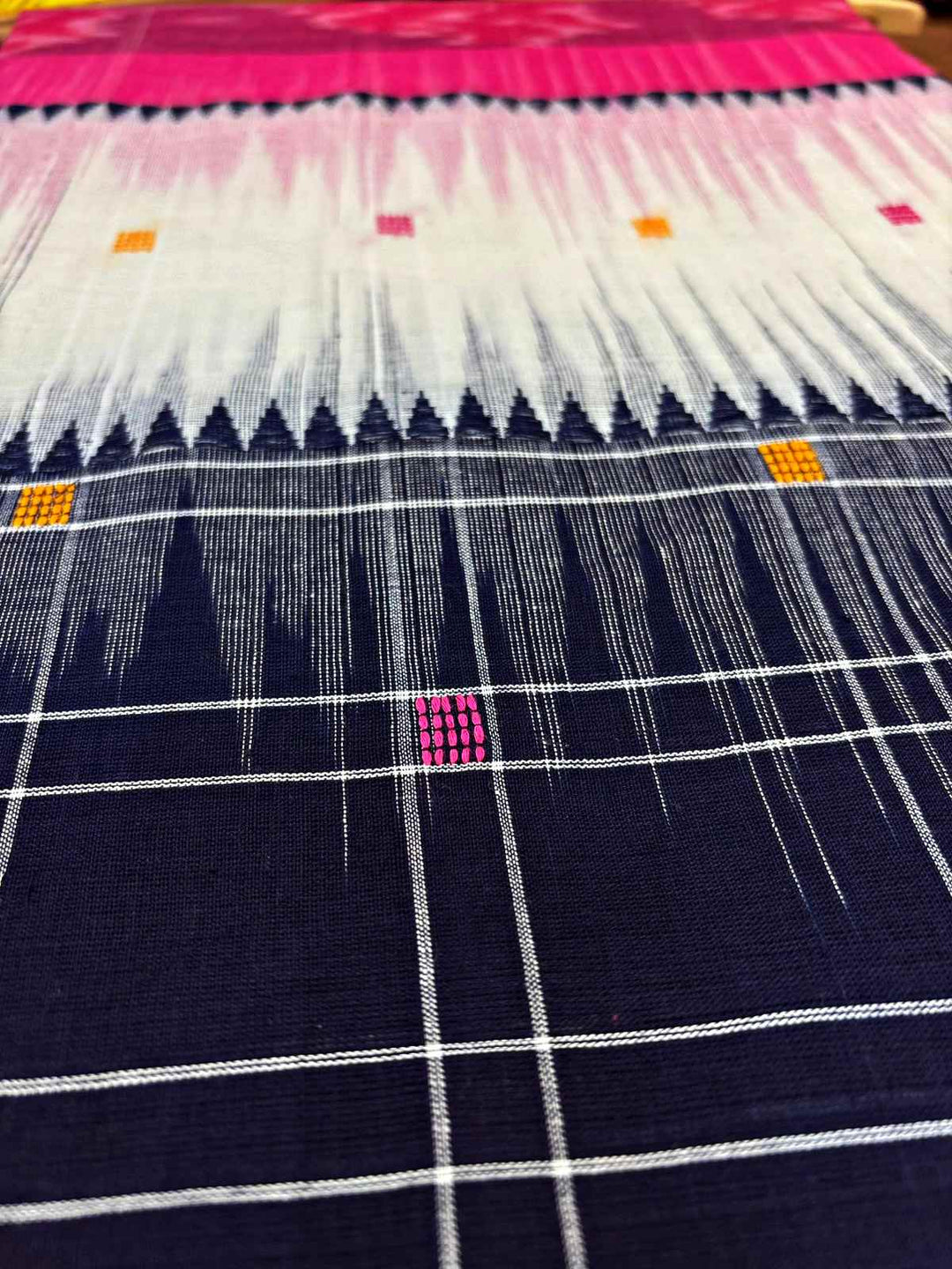Ikatara - Dhonekhali Cotton Handloom Saree(Sashthi)