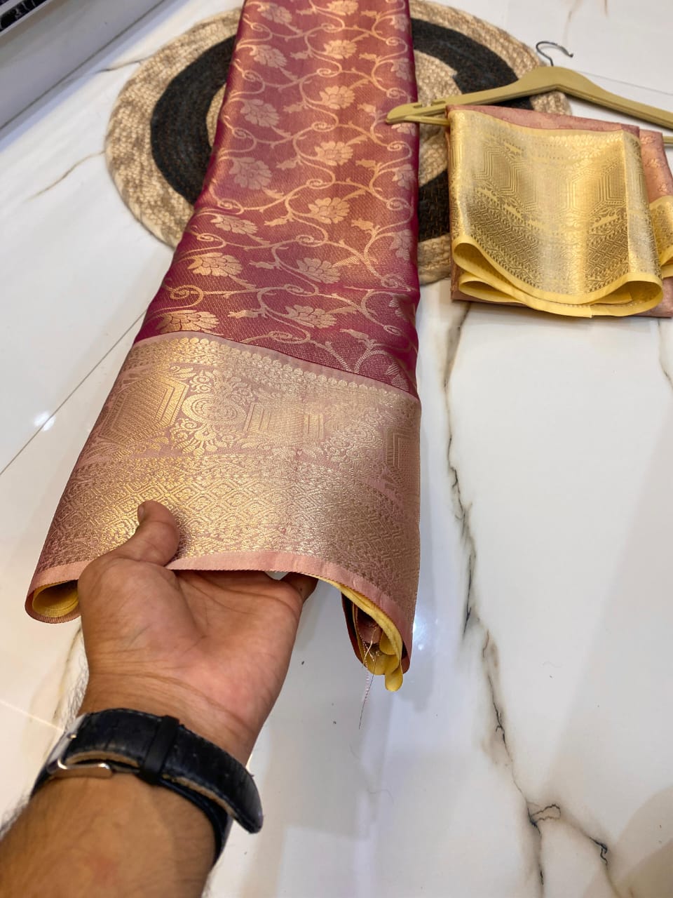 Rising Light Banarasi Tissue Silk Saree