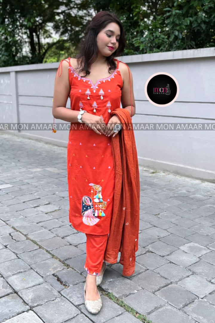Queenly Aura - New Stylish Cotton Kurti Set