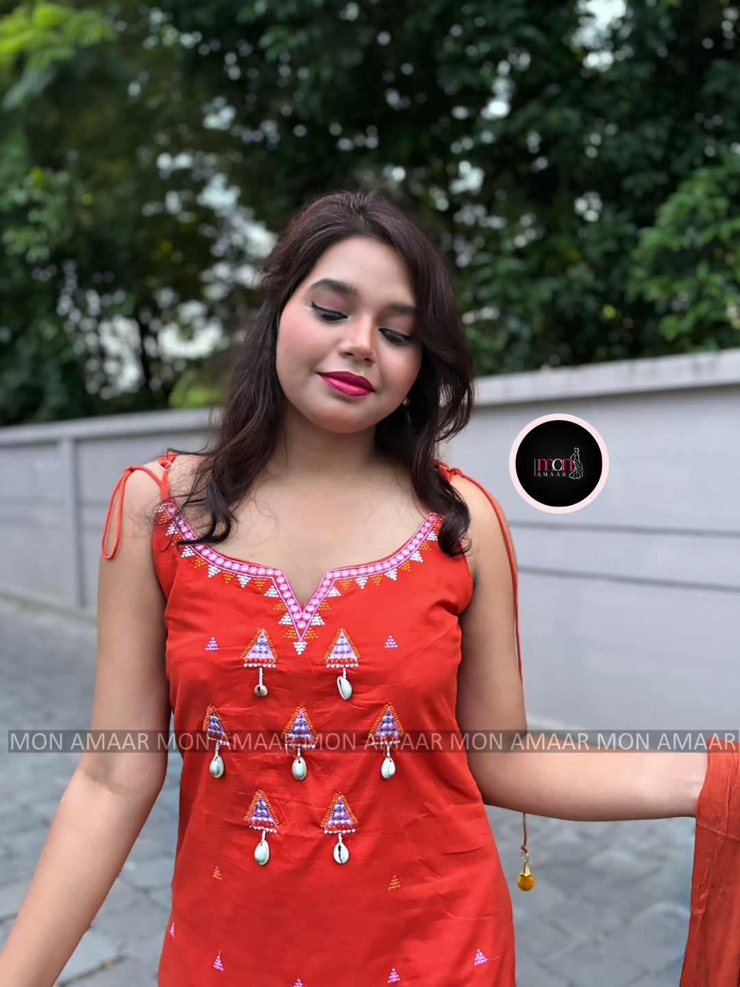 Queenly Aura - New Stylish Cotton Kurti Set