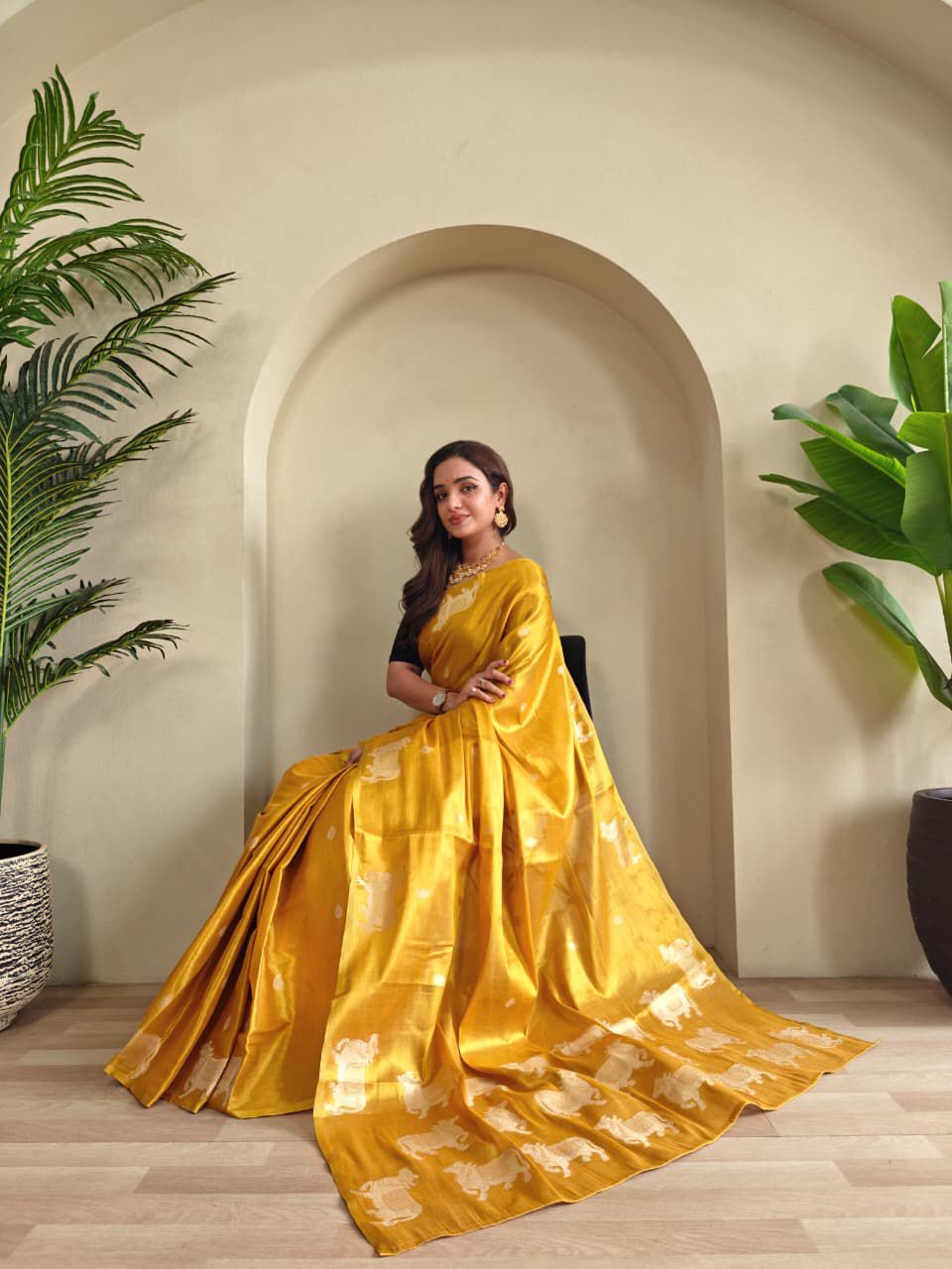 Divine Kamdhenu Tissue Silk Saree