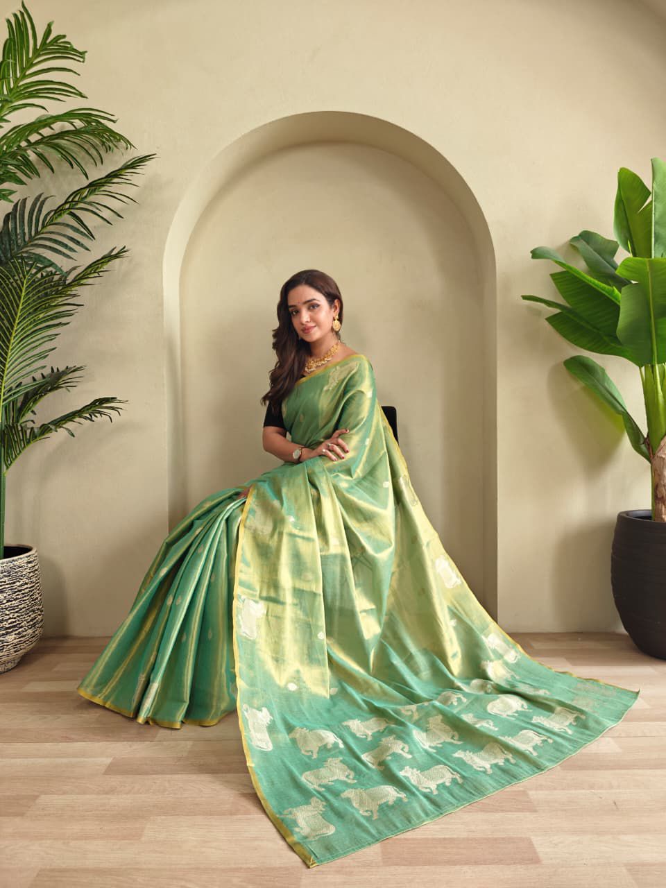 Divine Kamdhenu Tissue Silk Saree