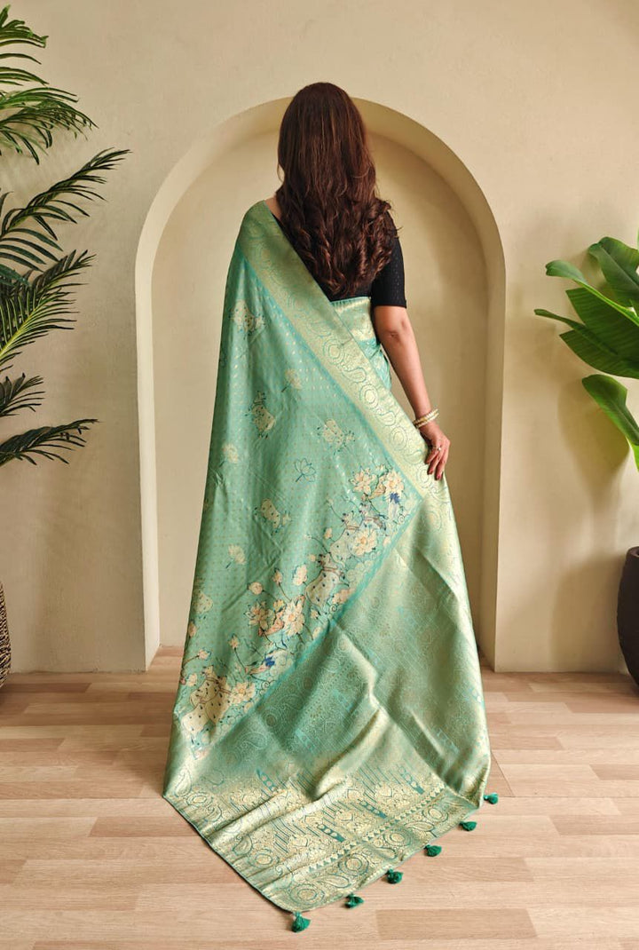 Golden Season Viscose Georgette Saree