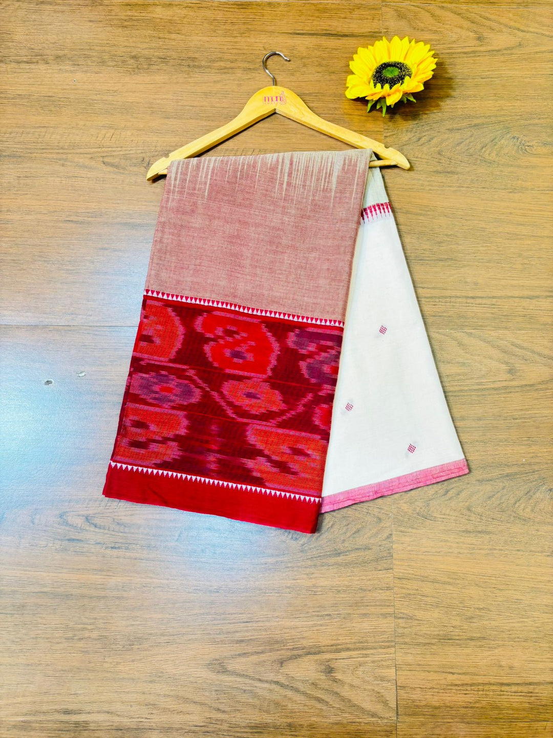 Ikatara - Dhonekhali Cotton Handloom Saree(Nabami)
