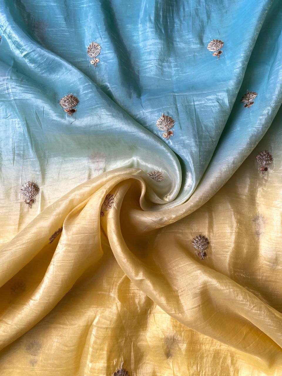 Golden Chronicle Crush Silk Saree