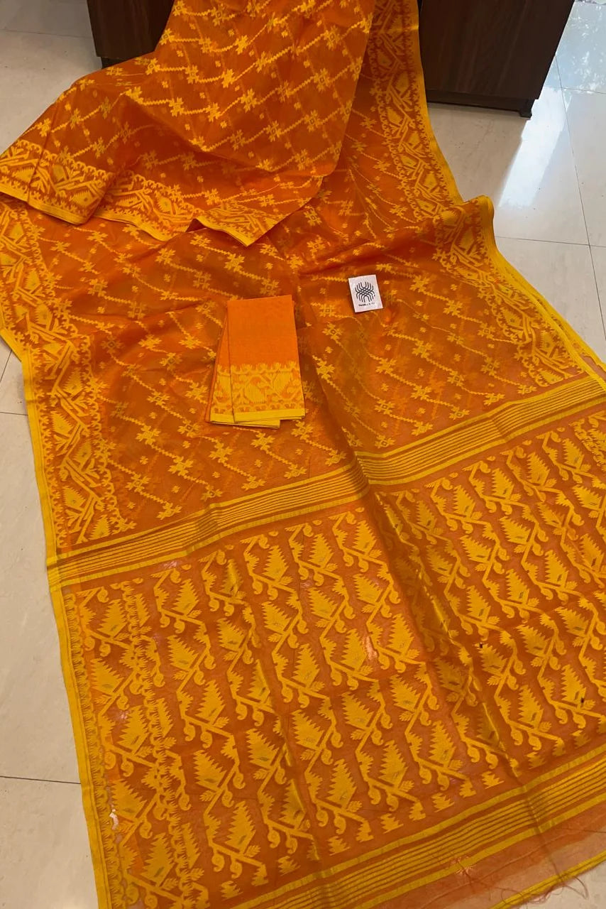 Taantika Karat Dhakai Jamdani Saree