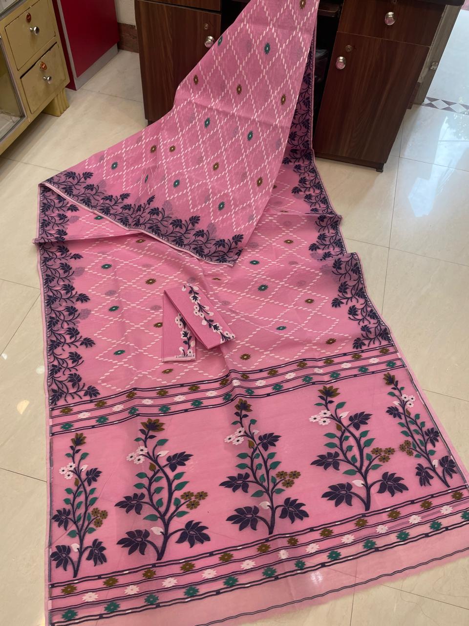 Kusumdola Dhakai Jamdani Saree