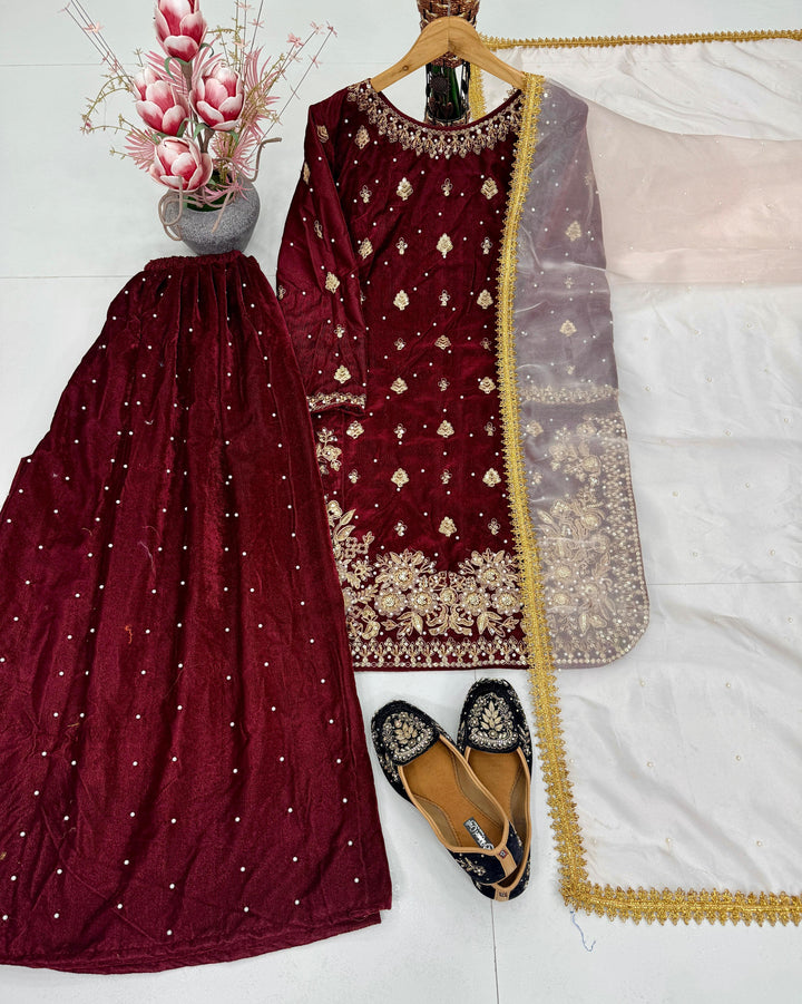 CityStride Velvet Sharara Set