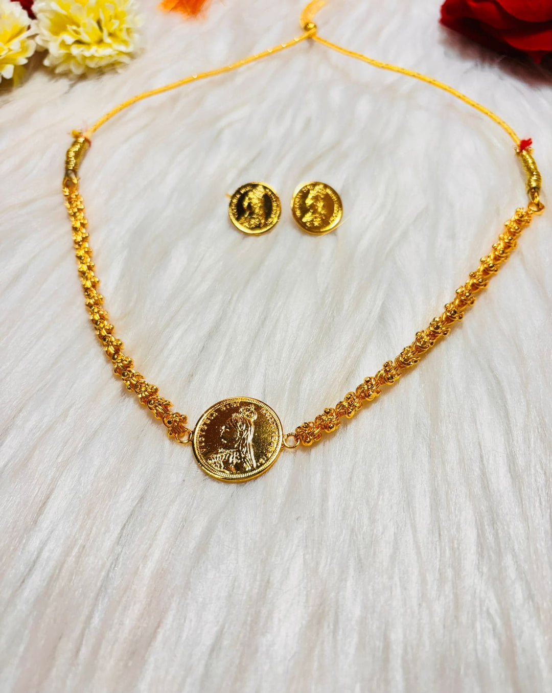 Gini Glow-Gold Plated necklace & Earrings Set