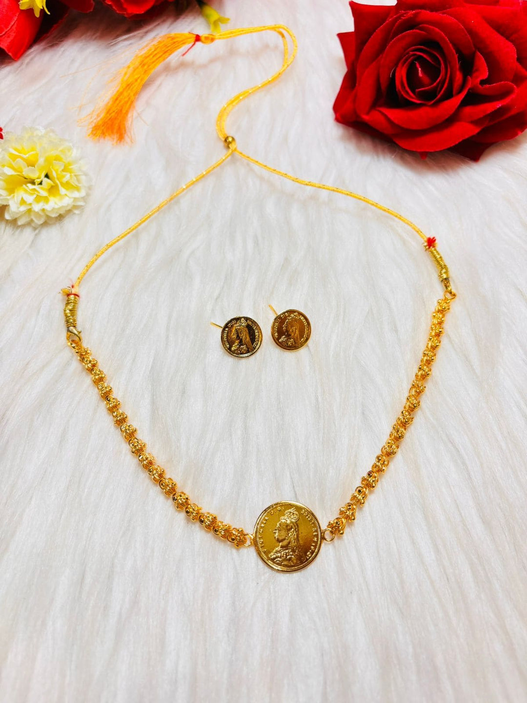 Gini Glow-Gold Plated necklace & Earrings Set