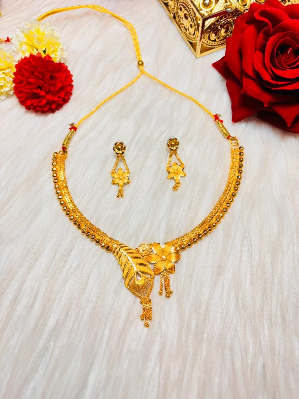 Feathered Bloom- Gold Plated Necklace Set