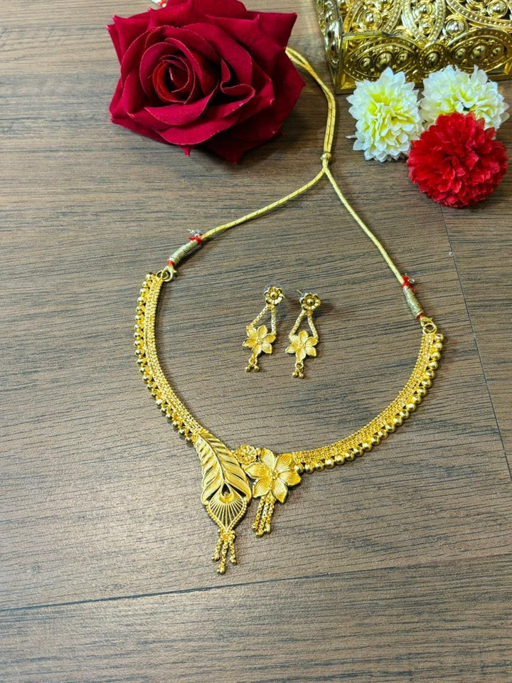 Feathered Bloom- Gold Plated Necklace Set