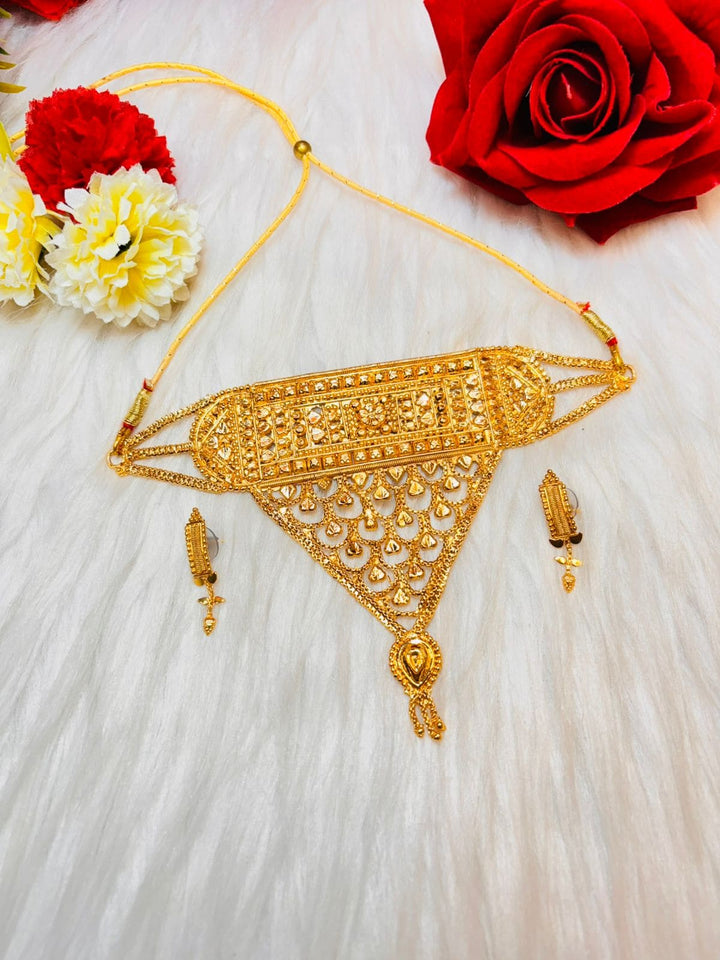 Gleamify - Gold Plated Jewellery Set