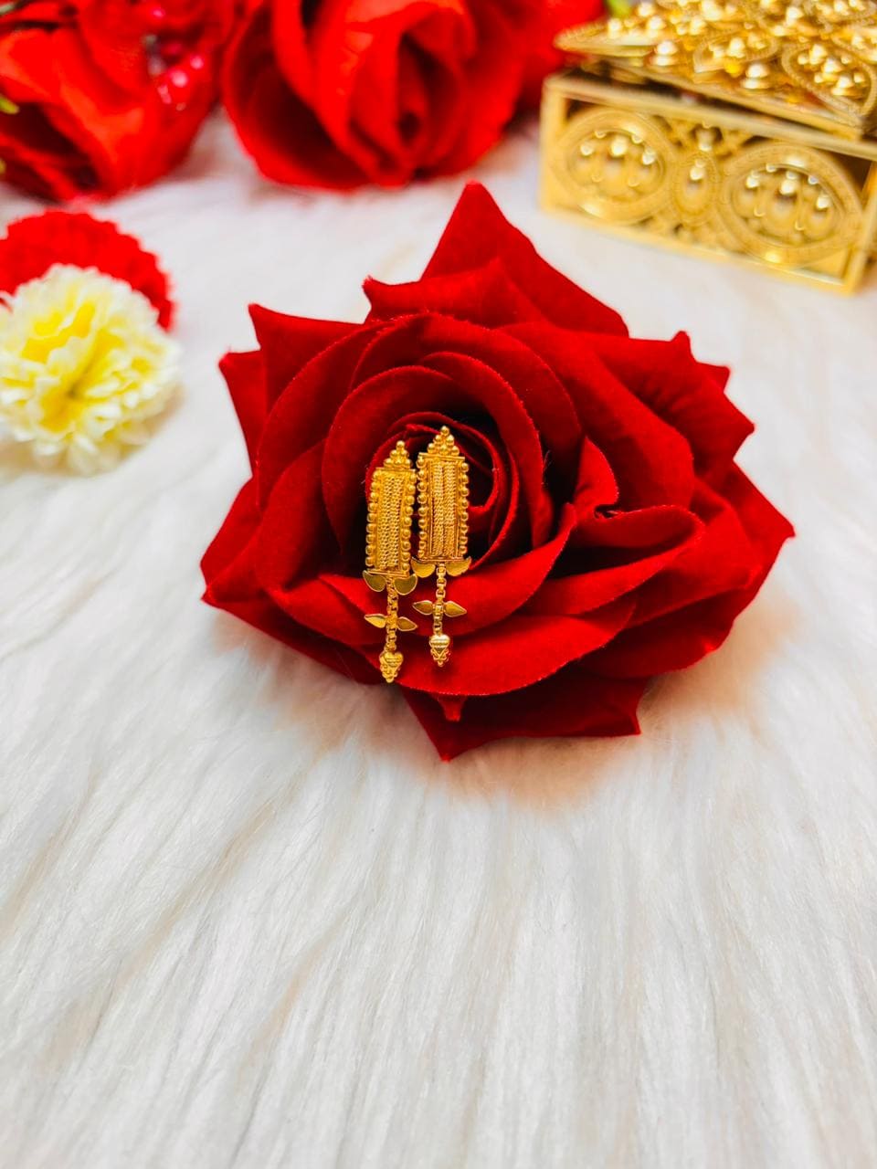 Gleamify - Gold Plated Jewellery Set