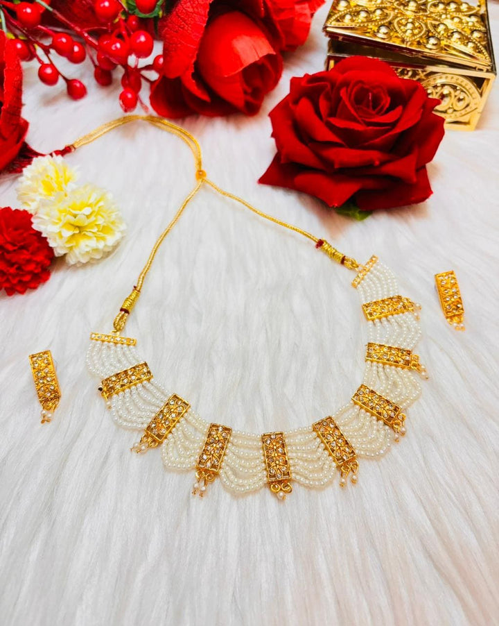 Pearl Vibe (Gold Plated Necklace Set)