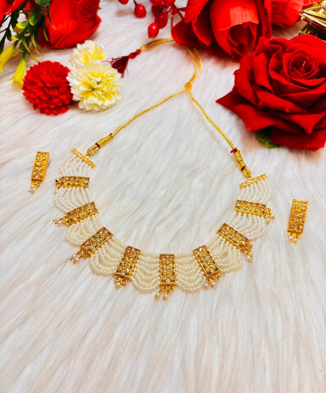 Pearl Vibe (Gold Plated Necklace Set)