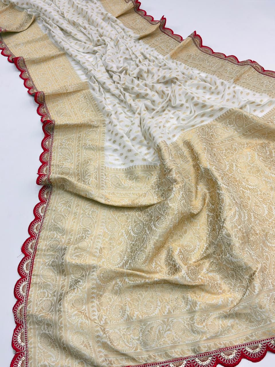 Pari Ki Adaa Crepe Khaddi Silk Saree