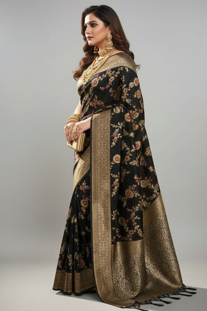 Avid Love - A Beautiful Floral Banarasi Saree