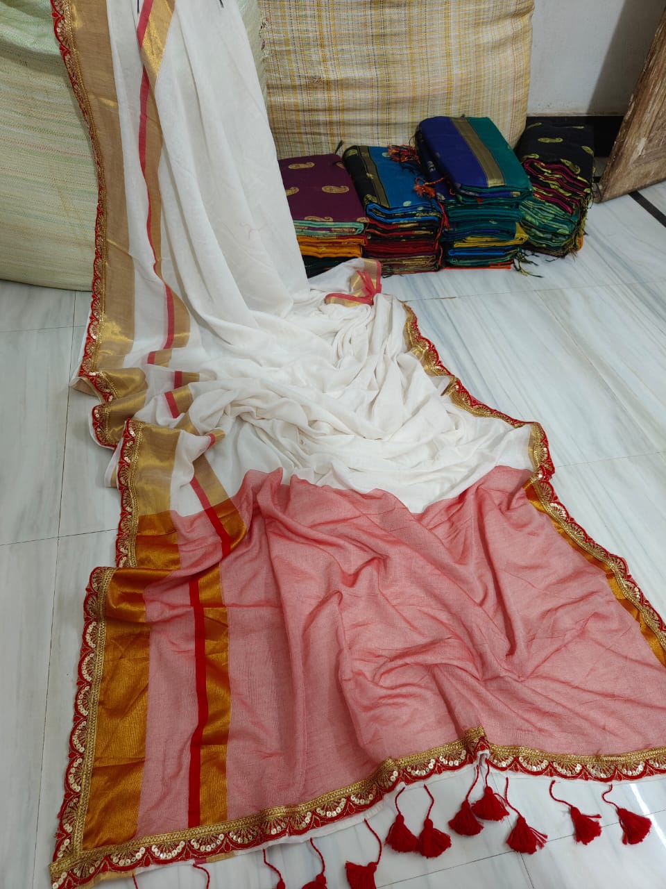 Fantasy Glimmer Mul Cotton Saree