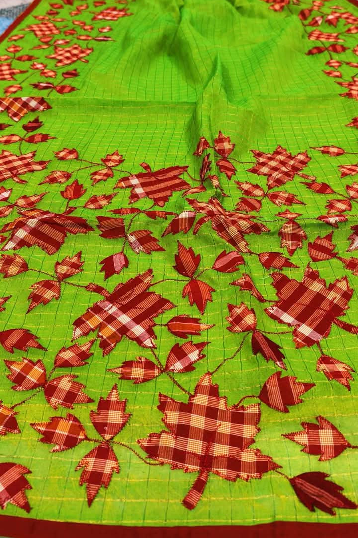 Patar Uronto Golpo Dhonekhali Applique Cotton Saree