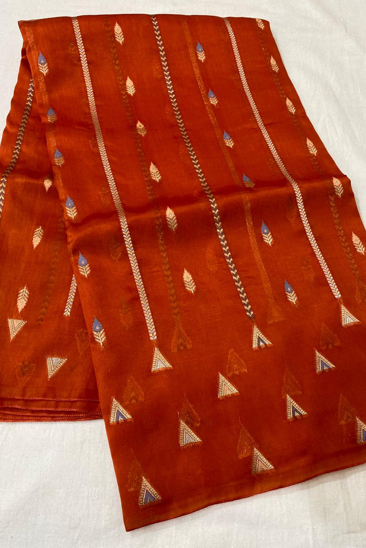 Glitz & Grace Banarasi Munga Silk Saree