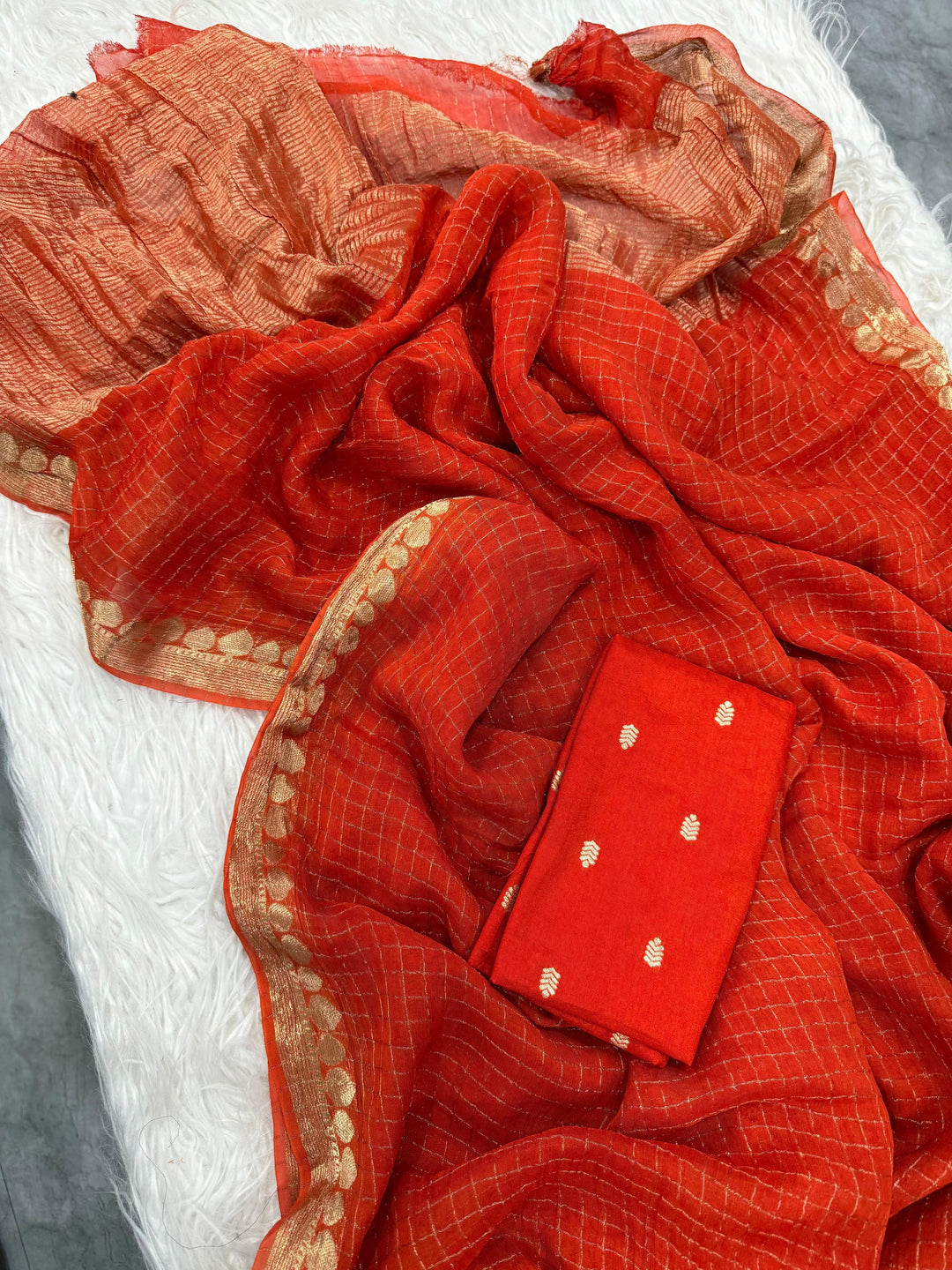 Nova Waterfall Viscose Georgette Saree