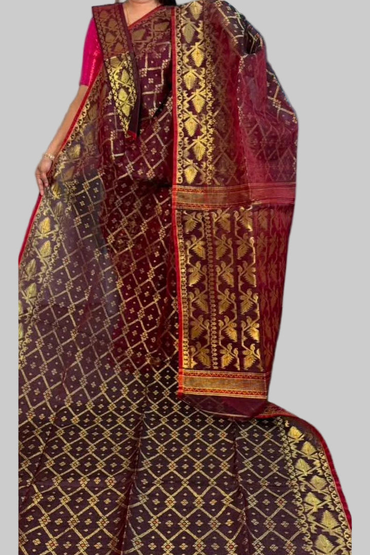 Chithi’r Shur Dhakai Jamdani Saree
