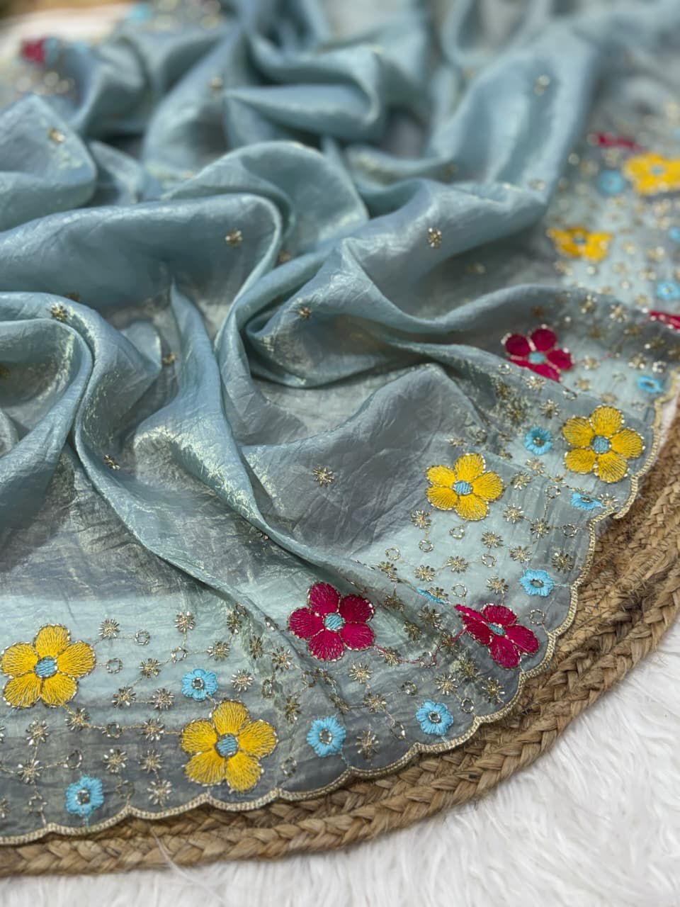 A Beautiful Gold Crush Silk Saree