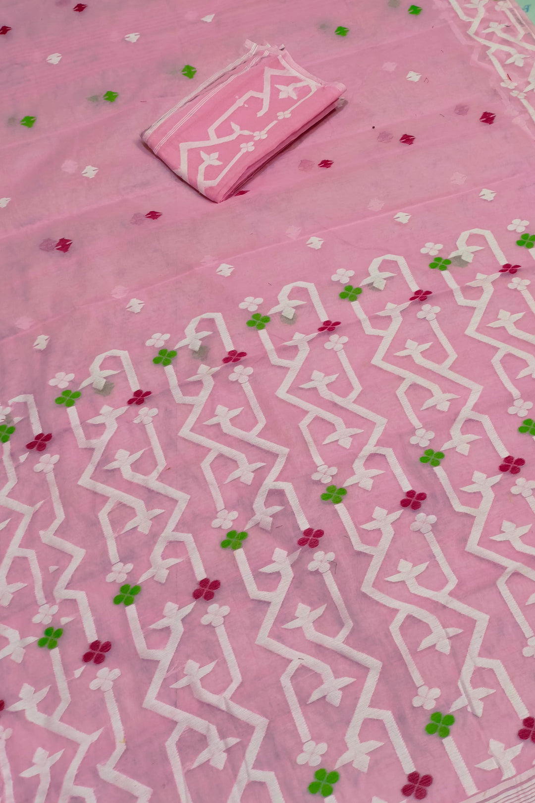 Chorui Pakhi Muslin Dhakai Jamdani Saree