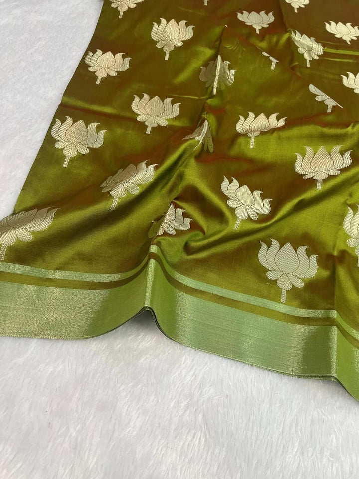 Aura Silkway Banarasi Katan Silk Saree