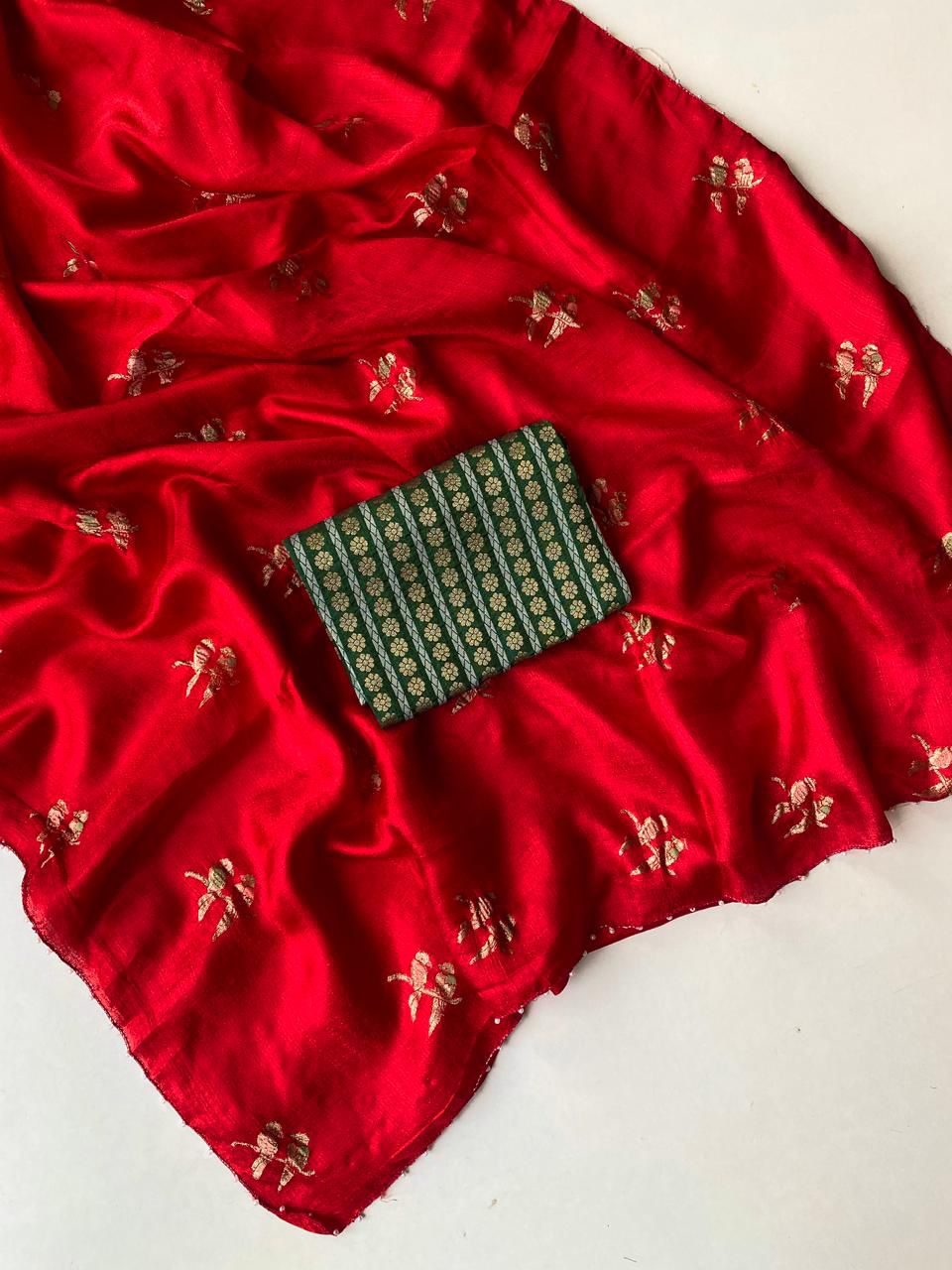 Ananta Aabha Jute Crush Silk Saree