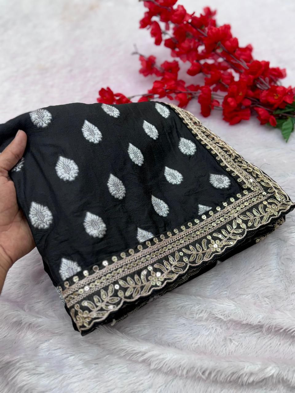 Soothing Spark Georgette Silk Saree