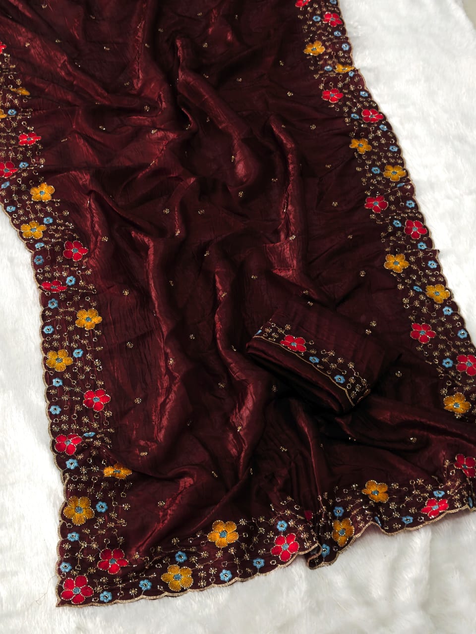 Dewlit Forest Gold Crush Silk Saree