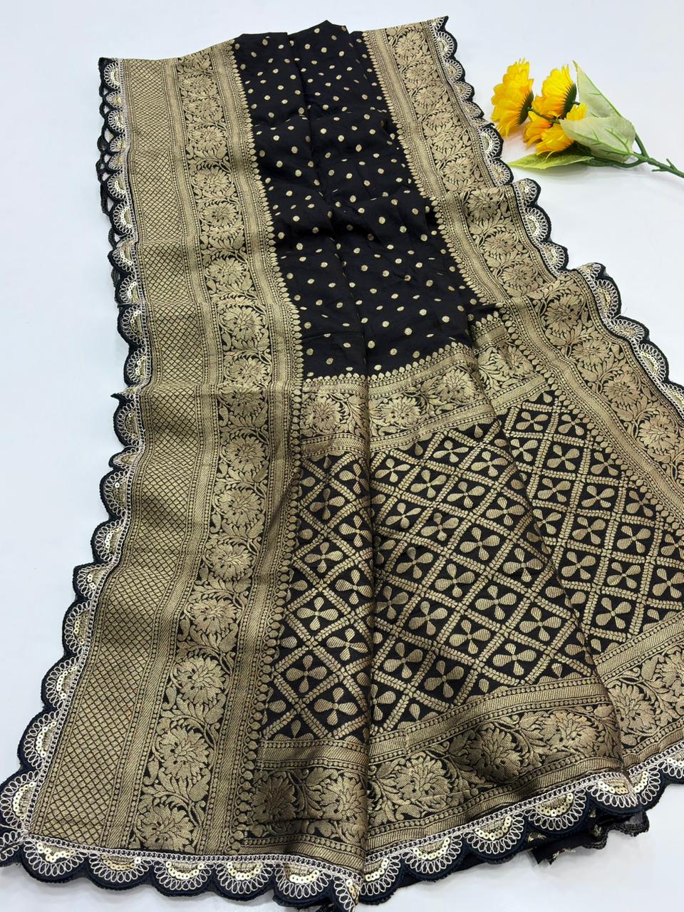 Black Bunch Crepe Khaddi Silk Saree