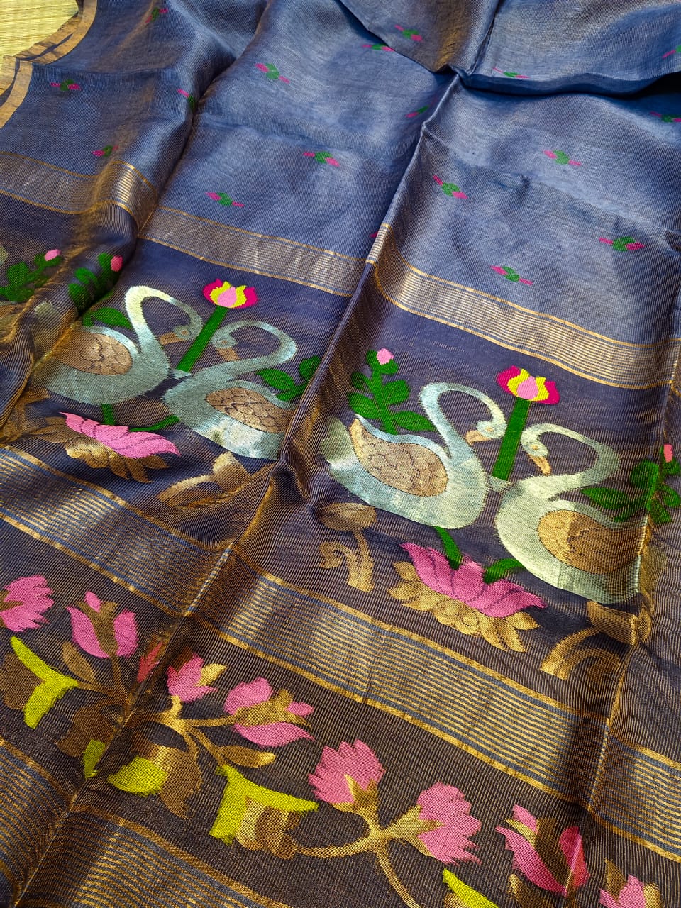 Hriday Dhwani Linen Banarasi Saree