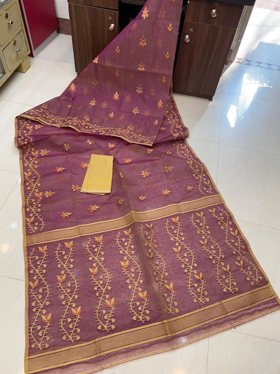 Tulir Taan Cotton Jamdani Saree