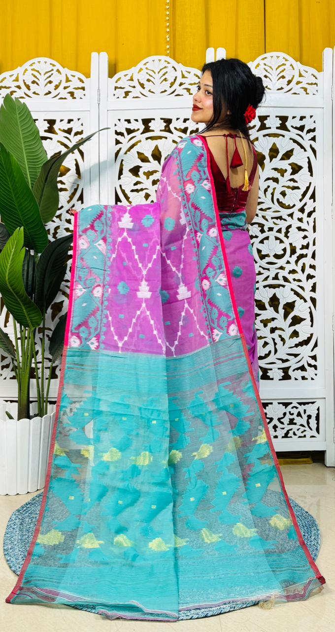 Taan Agni Dhakai Jamdani Saree