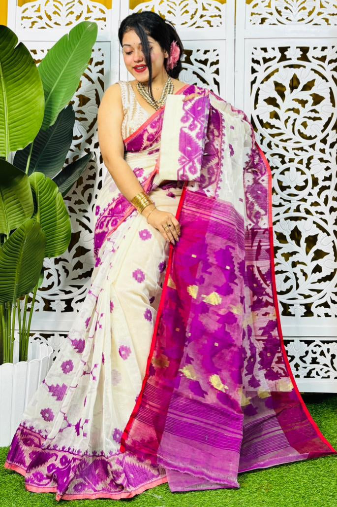 Taan Agni Dhakai Jamdani Saree