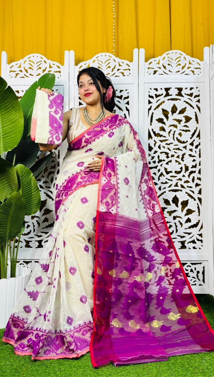 Taan Agni Dhakai Jamdani Saree