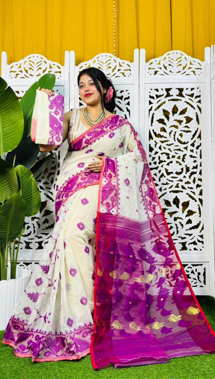 Taan Agni Dhakai Jamdani Saree