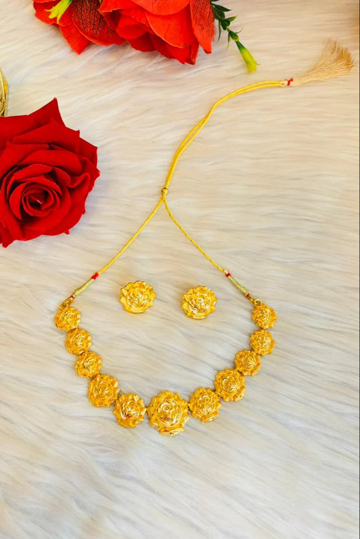 Rosalia Necklace Set(Jewellery)