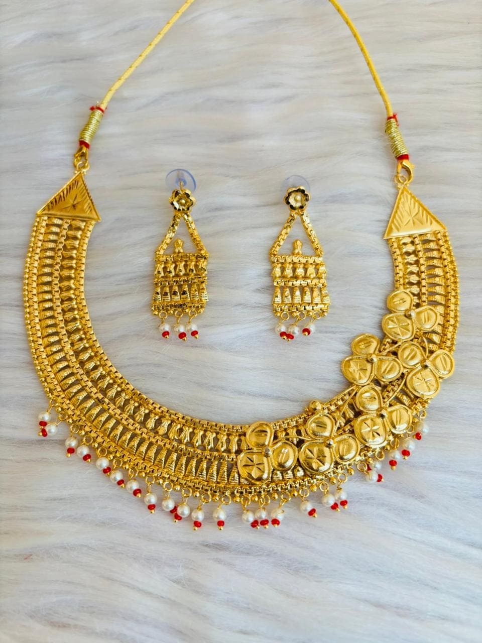Glory Of Gold - Necklace Set(Jewellery)