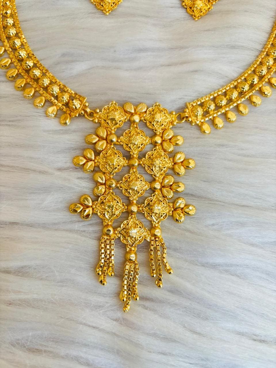 Rich And Trendy -Statement Necklace Set(Jewellery)