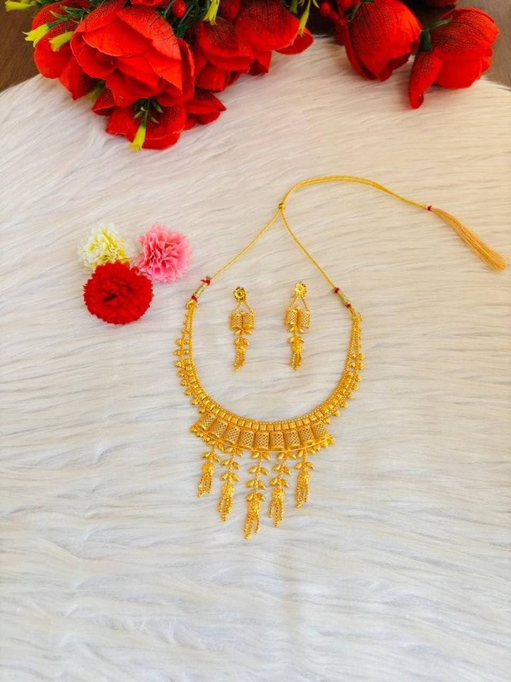 Wedding Season-Statement Necklace Set(Jewellery)