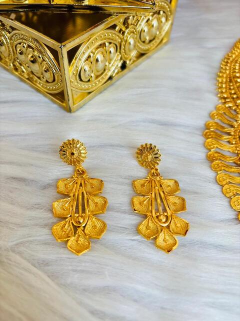 Dreamy Wedding Statement Necklace Set(Jewellery)