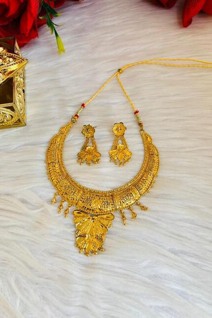 Golden Pride-Statement Necklace Set