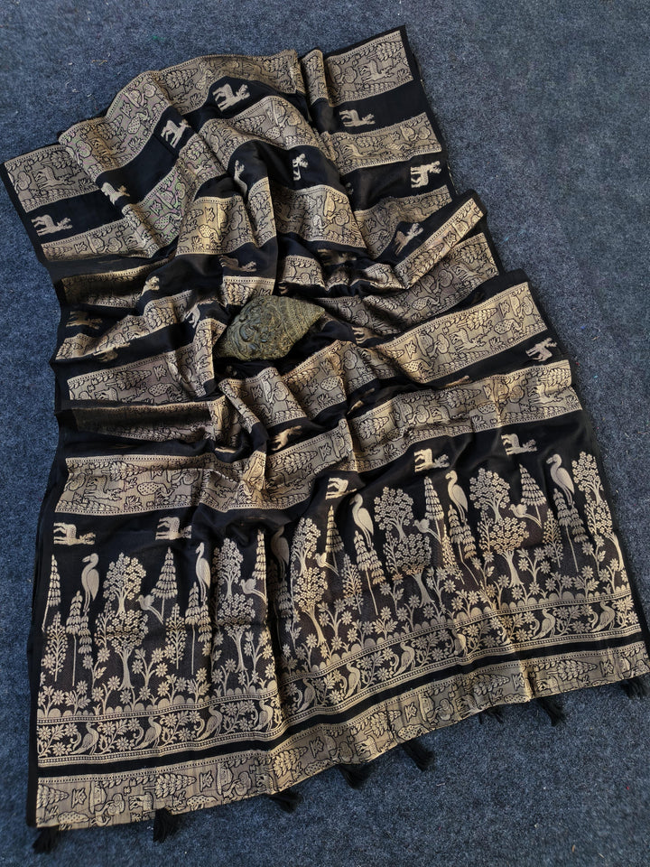 Floral tribute Designer Moonga Silk Saree